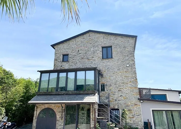 La Casa Di Giulia With Air Conditioning, Wifi And Private Parking Daire