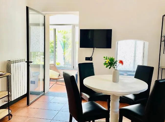 Daire La Casa Di Giulia With Air Conditioning, Wifi And Private Parking *