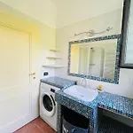 La Casa Di Giulia With Air Conditioning, Wifi And Private Parking * Rapallo