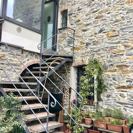 La Casa Di Giulia With Air Conditioning, Wifi And Private Parking Рапалло
