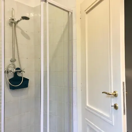 La Casa Di Giulia With Air Conditioning, Wifi And Private Parking Apartment Rapallo