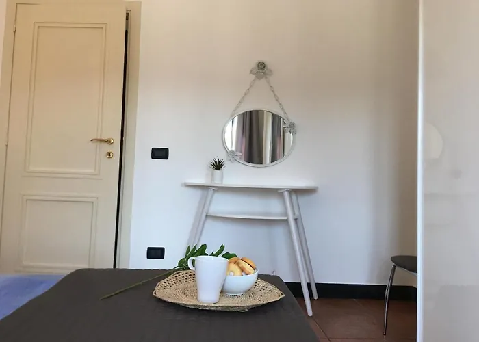 La Casa Di Giulia With Air Conditioning, Wifi And Private Parking